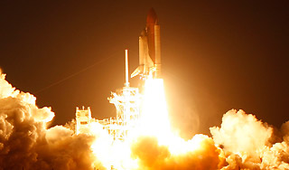 На орбиту везут новую батарею На орбиту везут новую батарею