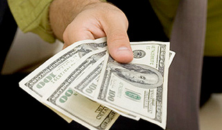 За погибших туристов дадут тысячу долларов За погибших туристов дадут тысячу долларов