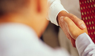 Кого в России увольняют в первую очередь Кого в России увольняют в первую очередь