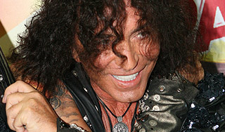 Леонтьев отказался подражать Пугачевой Леонтьев отказался подражать Пугачевой