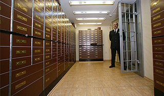 Россиянам назвали самые надежные банки Россиянам назвали самые надежные банки