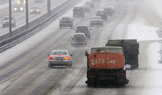 На трассе Москва-Петербург разлили токсины На трассе Москва-Петербург разлили токсины