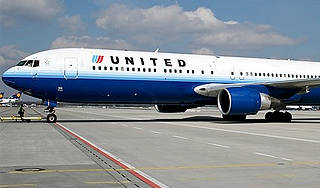 Boeing 767 аварийно приземлился в США Boeing 767 аварийно приземлился в США