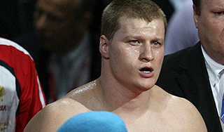 Американец ответит за болтовню на ринге Американец ответит за болтовню на ринге