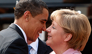 Обама и Меркель встретились на курорте Обама и Меркель встретились на курорте