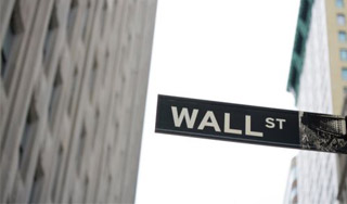 Уолл-стрит развеяла американскую мечту Уолл-стрит развеяла американскую мечту