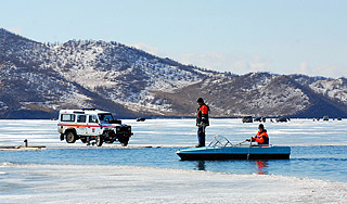 Бурятский министр утонул в Байкале Бурятский министр утонул в Байкале