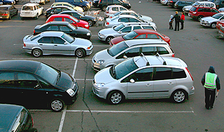 Владельцам малолитражек выделят парковки Владельцам малолитражек выделят парковки