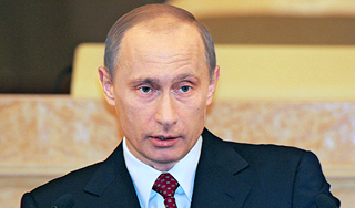 Путин: Россия выдержала удар кризиса Путин: Россия выдержала удар кризиса