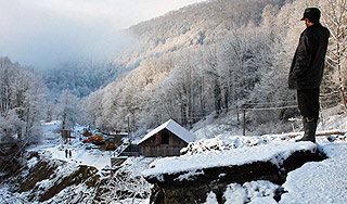 Оползень сошел на киргизское село Оползень сошел на киргизское село