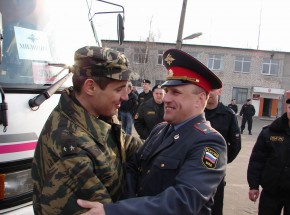 В очередную командировку на Северный Кавказ отправились бойцы брянского ОМОНа Фото Сергея Непши, пресс-служба УВД по Брянской области