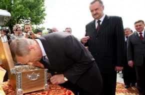 Запахло жареным