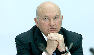 Лужков: Немцов опасен для Сочи Лужков: Немцов опасен для Сочи