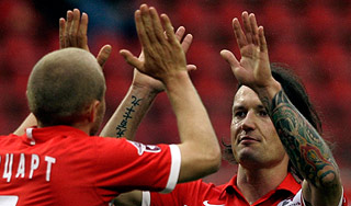 "Спартак" нанес "Рубину" первое поражение "Спартак" нанес "Рубину" первое поражение