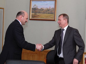 Губернатор Брянской области встретился с директором ОАО «Союз-телефонстрой» Николай Чередниченко и Николай Денин