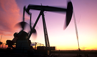 Мировые нефтехранилища заполнены до краев Мировые нефтехранилища заполнены до краев