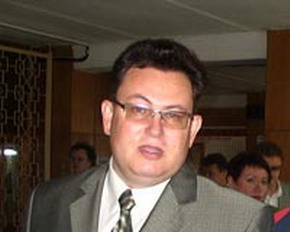 Зарплата ректора БГУ в 2008 году составила 379 тыс. рублей в месяц Андрей Антюхов