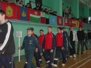 В Брянске проходит первенство МЧС России по волейболу