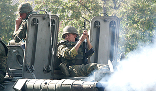 Россия готова защищать Южную Осетию Россия готова защищать Южную Осетию