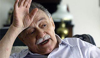 Умер известный латиноамериканский писатель Умер известный латиноамериканский писатель