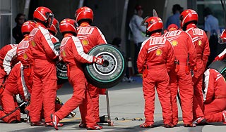 Суд выгоняет Ferrari из "Формулы-1" Суд выгоняет Ferrari из "Формулы-1"