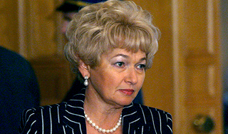 Нарусова может потерять пост сенатора Нарусова может потерять пост сенатора