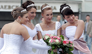 Школьникам дадут "последний звонок" Школьникам дадут "последний звонок"