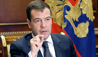 Медведев назвал размер будущих пенсий Медведев назвал размер будущих пенсий