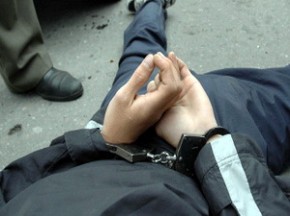 Оперативники задержали второго подозреваемого в убийстве участкового