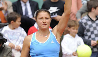 Сафина сломала юную звезду тенниса Сафина сломала юную звезду тенниса