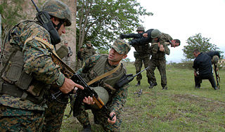 В Грузии ранен канадский военный В Грузии ранен канадский военный