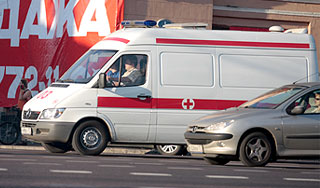 Троллейбус протаранил 6 машин и пешехода Троллейбус протаранил 6 машин и пешехода