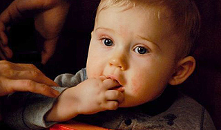 У новорожденного выросли куриные крылья У новорожденного выросли куриные крылья