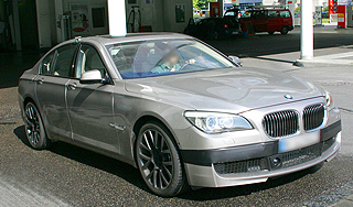    BMW M7