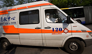 Женщина выдержала падение с 27 этажа Женщина выдержала падение с 27 этажа