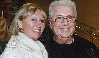 61-летний Владимир Винокур сыграл свадьбу 61-летний Владимир Винокур сыграл свадьбу