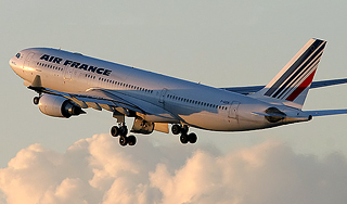 Выживших пассажиров с Airbus убило в машине Выживших пассажиров с Airbus убило в машине