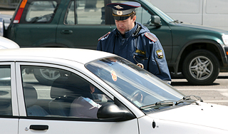 За инспекторами ДПС будут следить камеры За инспекторами ДПС будут следить камеры