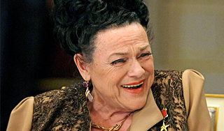 Зыкина попросила в подарок концертный зал Зыкина попросила в подарок концертный зал