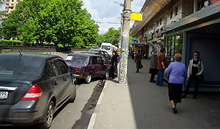 Водителям запретят отстой на остановках Водителям запретят отстой на остановках