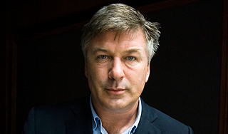 Алек Болдуин пытался покончить с собой Алек Болдуин пытался покончить с собой