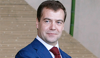 Турне по Африке Медведев начал с прививки Турне по Африке Медведев начал с прививки