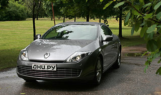 Renault создал пропасть между моделями Renault создал пропасть между моделями