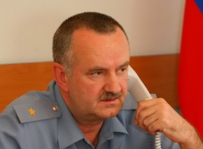 Генералу жаловались на самогонщиков и интернет-клубы Михаил Климов