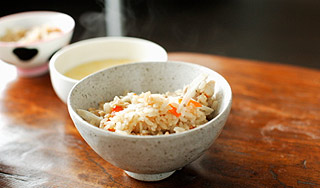 Китаец накормил детей кашей с ядом Китаец накормил детей кашей с ядом