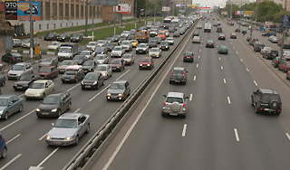 Спецполосы появятся на 5 проспектах Москвы Спецполосы появятся на 5 проспектах Москвы