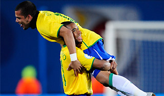 Бразилия проэкзаменует США в ЮАР Бразилия проэкзаменует США в ЮАР