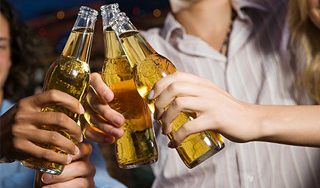 Путин предлагает россиянам меньше пить Путин предлагает россиянам меньше пить