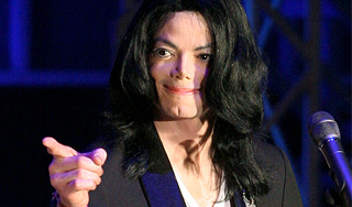 Врач рассказал о смерти Майкла Джексона Врач рассказал о смерти Майкла Джексона