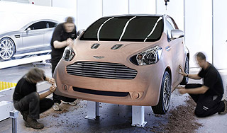 Aston Martin готовит дешевую новинку Aston Martin готовит дешевую новинку